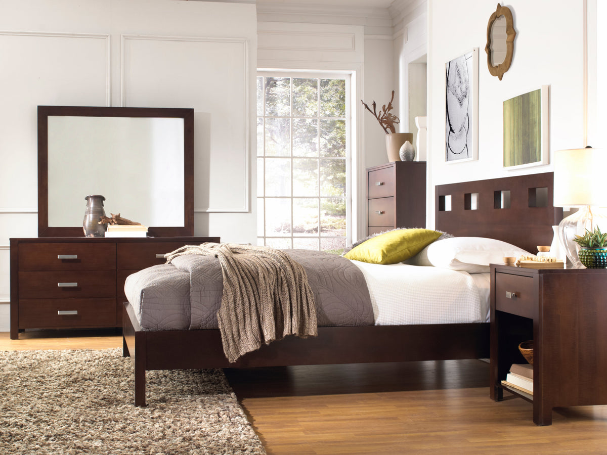 Modus Riva 4PC Cal King Platform Bedroom Set w Nightstand in Chocolate Brown